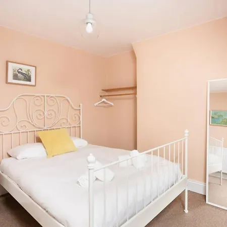 Daire Spectacular Views, Spacious Central Flat Bristol